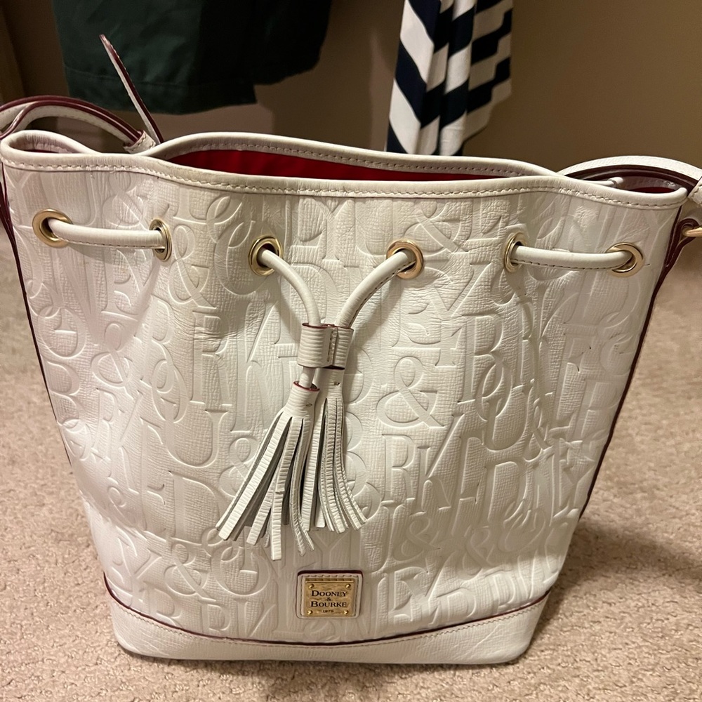 Doonie & Bourke bucket bag in white